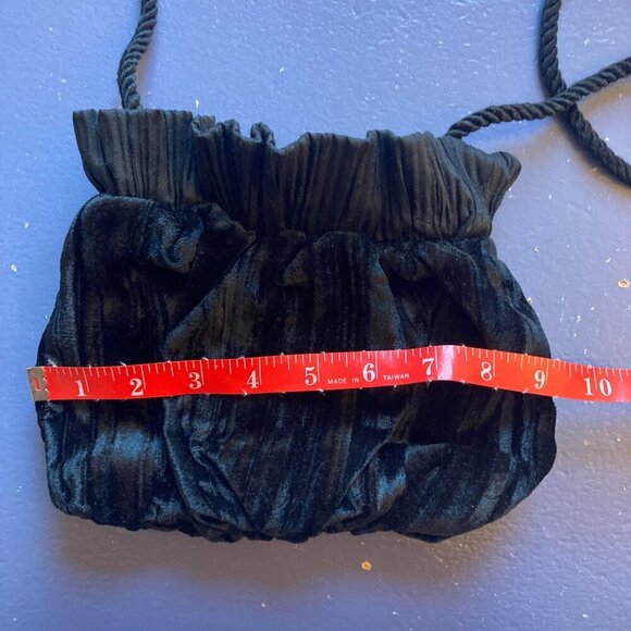 Velvet Purse, Great Aunt Fannie's Attic - Picture 4 of 14